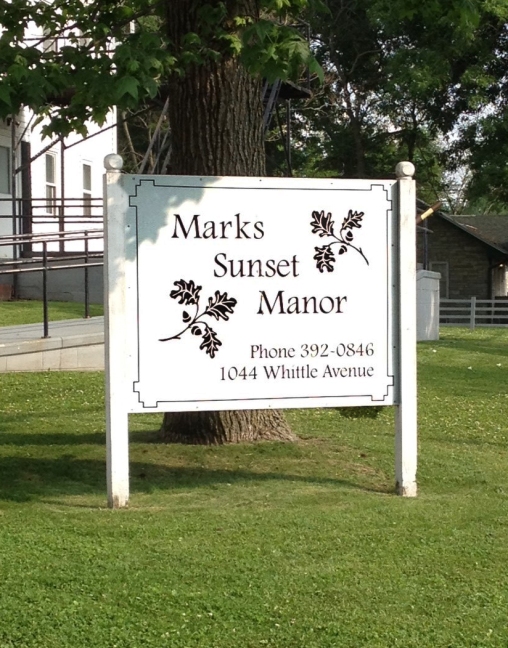 marks manor